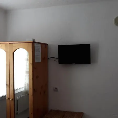 багрянови Guest house *