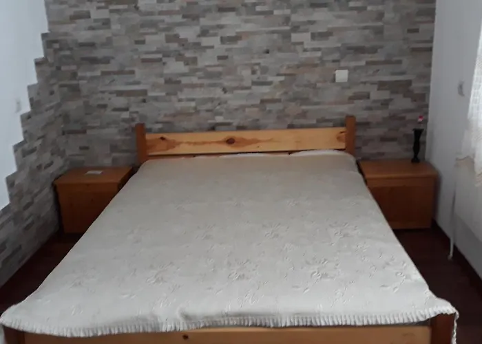 багрянови Guest house